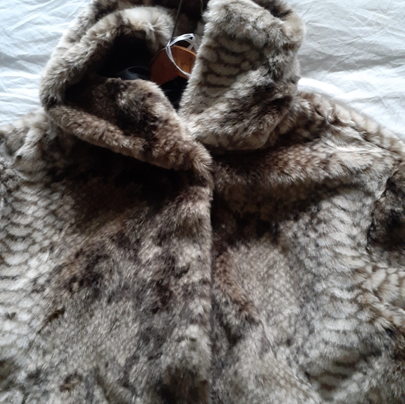 Winter jacket - Picture 9 of 10